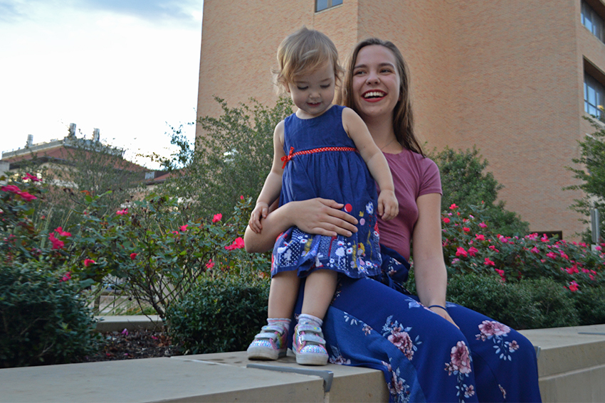 A single monther, Molly Miller, with her daughter